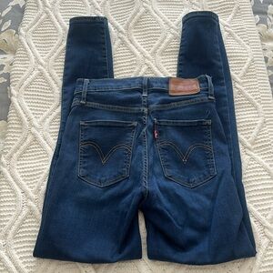 Levi jeans Mile high super skinny size 26